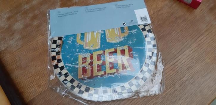 Metalen plaat in reliëf beer (bier), Verzamelen, Biermerken, Nieuw, Reclamebord, Plaat of Schild, Overige merken, Ophalen of Verzenden