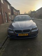 BMW 5-Serie 3.0 I 523 AUT 2011 Grijs, Auto's, Origineel Nederlands, Te koop, Zilver of Grijs, 5 stoelen