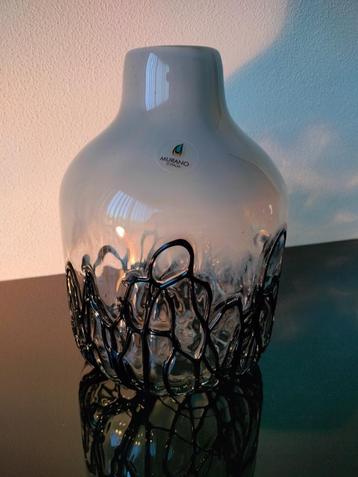 Italië Design Vintage Glas Vaas Grijs Zwart Glasdraden 1950 beschikbaar voor biedingen