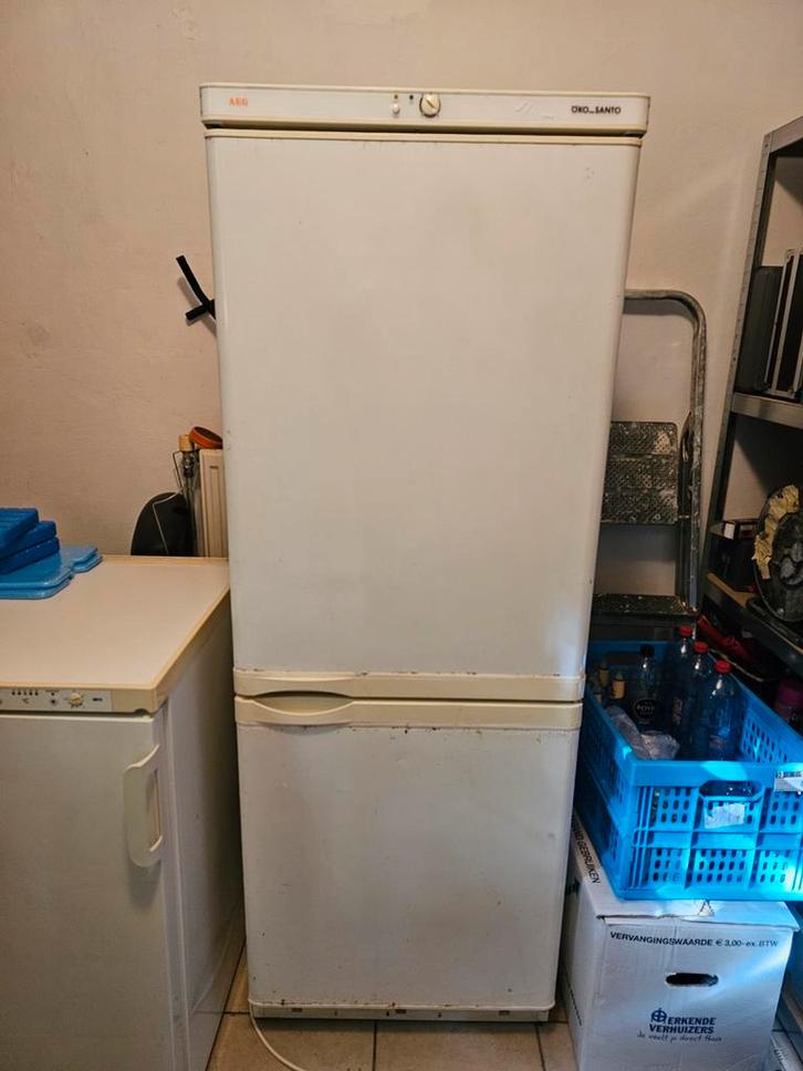 Vrijstaande AEG Öko-Santo koel-vriescombinatie, Witgoed en Apparatuur, Koelkasten en IJskasten, Gebruikt, Met aparte vriezer, 200 liter of meer