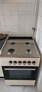 Gloednieuw Wiggo gasfornuis/oven. Slechts 1 jaar gebruikt., Witgoed en Apparatuur, Fornuizen, Ophalen