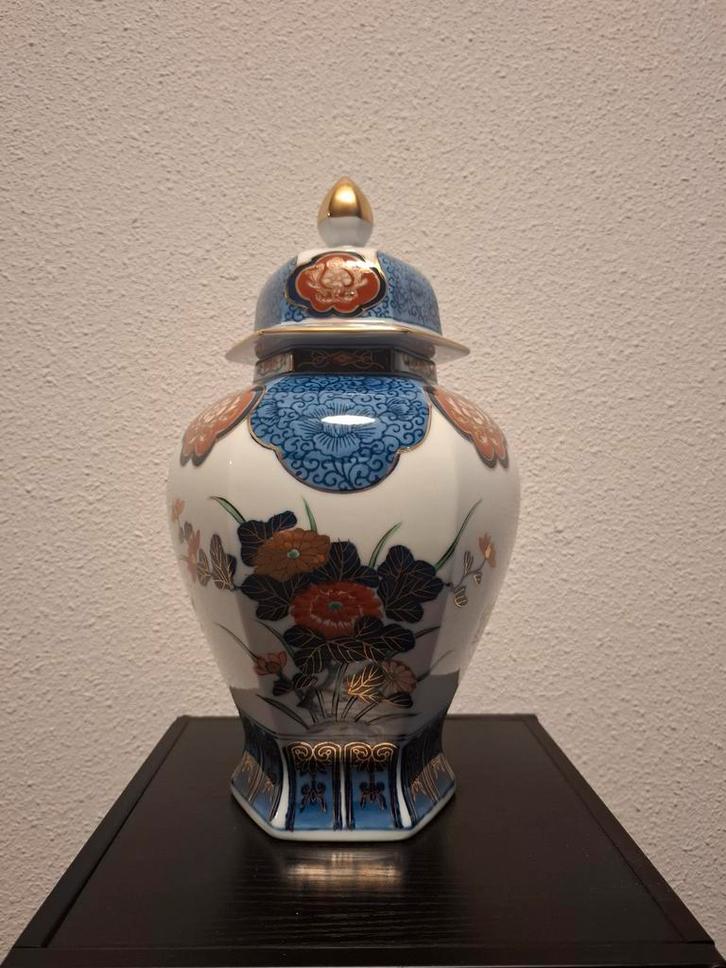Imare porseleinen gemberpot, Antiek en Kunst, Antiek | Keramiek en Aardewerk, Ophalen