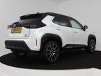 Toyota Yaris Cross 1.5 Hybrid GR Sport | Navigatie | PDC V+A, Auto's, 12 maanden, Gebruikt, 116 pk, Wit