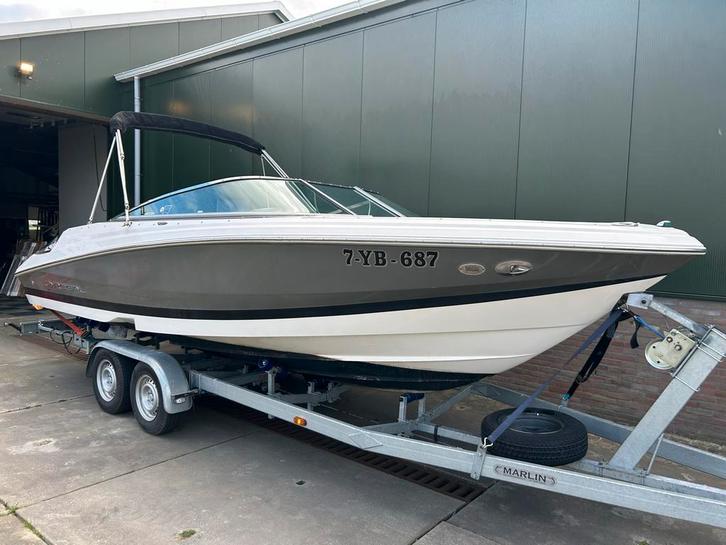 Regal 2200 V8 - Prachtige Sportboot!, Watersport en Boten, Speedboten, Gebruikt, 6 meter of meer, Benzine, 200 pk of meer, Polyester