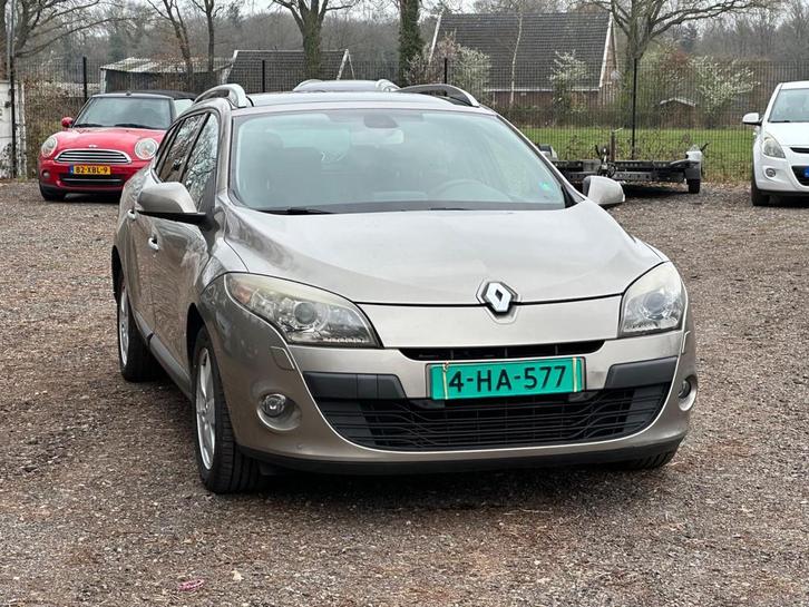Renault Mégane Estate 1.5 dCi PANORAMA - EXPORT, Auto's, Renault, Bedrijf, Te koop, Mégane, ABS, Airbags, Airconditioning, Boordcomputer