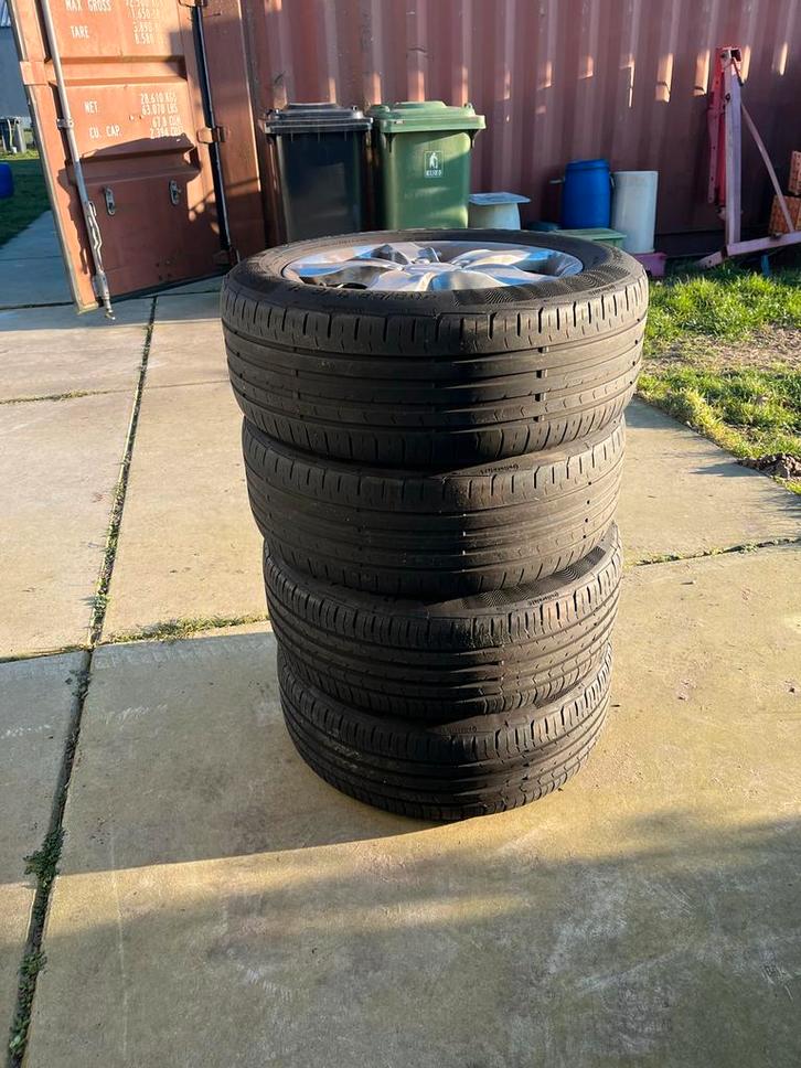 Seat Leon sportvelgen met Continental zomerbanden, Auto-onderdelen, Banden en Velgen, Banden en Velgen, Zomerbanden, 16 inch, 205 mm