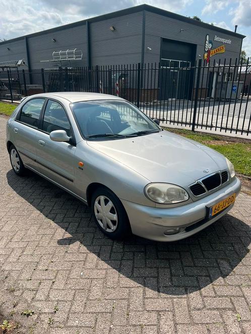Daewoo Lanos 1.6 automaat 5 deurs met airco nieuw apk ✅, Auto's, Daewoo, Bedrijf, Lanos, Benzine, F, Hatchback, Automaat, Origineel Nederlands