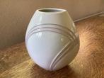 Vintage Vaas ‘AK Kaiser K.Nossek’Porselein West Germany.1970, Huis en Inrichting, Wit, Aardewerk of Porselein, Ophalen of Verzenden