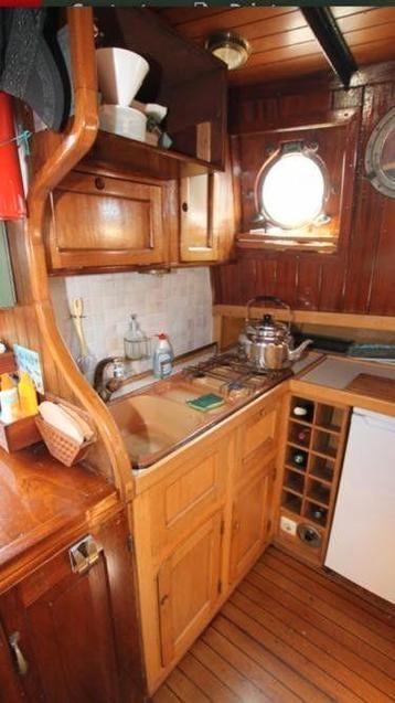Wonen op het water! Heel betaalbaar. In Amsterdam!! beschikbaar voor biedingen