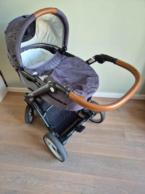 Kinderwagen Mutsy Evo Urban Nomad Dark Grey incl accessoires, Kinderen en Baby's, Kinderwagens en Combinaties, Gebruikt, Kinderwagen