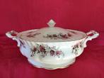 Royal Albert Lavender rose. SOEPTERRINE 27 CM . ZELDZAAM, Ophalen of Verzenden, Nieuw, Porselein, Bord of Schaal