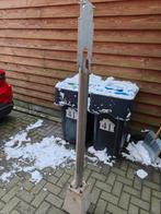 RVS Paal voor Laadstation met Betonpoer, Ophalen, Gebruikt