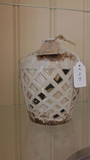 Theelicht houder 18 cm. hoog, Ø14 cm.  beschikbaar voor biedingen