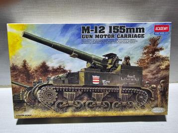 Academy M-12 155mm modelbouwtank beschikbaar voor biedingen