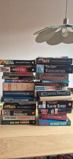 Oorlogsromans en thrillers. Nog meer dan op foto staat., Ophalen of Verzenden, Tweede Wereldoorlog