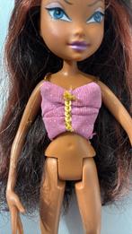 MGA 2006 Bratz Rina Gomez topje, Verzamelen, Poppen, Ophalen of Verzenden, Gebruikt, Kleertjes