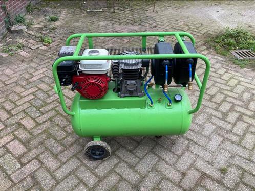 compressor met honda benzine motor, Doe-het-zelf en Verbouw, Compressors, Gebruikt, 6 tot 10 bar, Ophalen