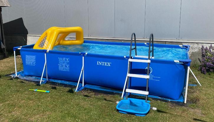 Intex rechthoekig zwembad 4,5 x 2,2 x 0,84 mtr, Tuin en Terras, Zwembaden, Gebruikt, Opzetzwembad, 80 tot 120 cm, 400 cm of meer