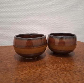 Vintage bruine schaaltjes bakjes H6 B8 beschikbaar voor biedingen