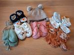 Baby Set: Sloffen, Sokken, Muts & Wanten 3-6 maanden, Slofjes, Jongetje of Meisje, Ophalen of Verzenden, Zo goed als nieuw