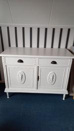 Oud wit kastje, 2 deuren, 2 lades, Huis en Inrichting, Kasten | Dressoirs, Ophalen, Gebruikt, 100 tot 150 cm, Vintage
