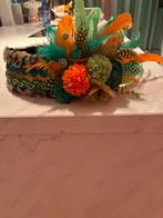 Kruikenstad hoofdband met veren en bloemen, Maat 38/40 (M), Carnaval, Ophalen of Verzenden, Zo goed als nieuw