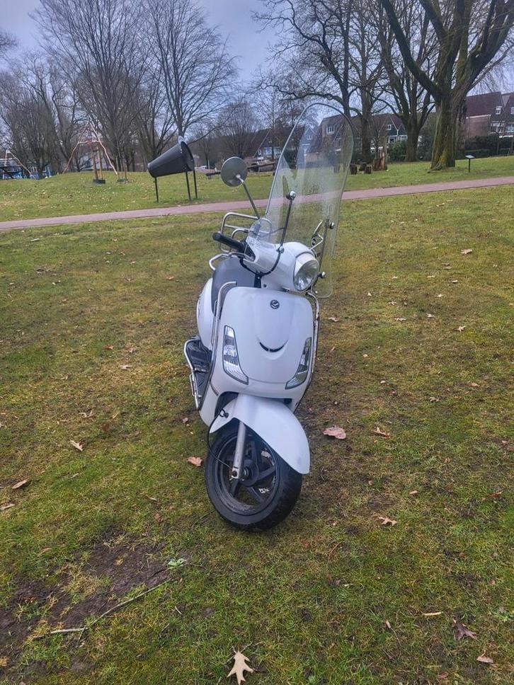 Sym fiddle 2  Snorscooter 2010, Fietsen en Brommers, Snorfietsen en Snorscooters, Gebruikt, Benzine, Ophalen of Verzenden