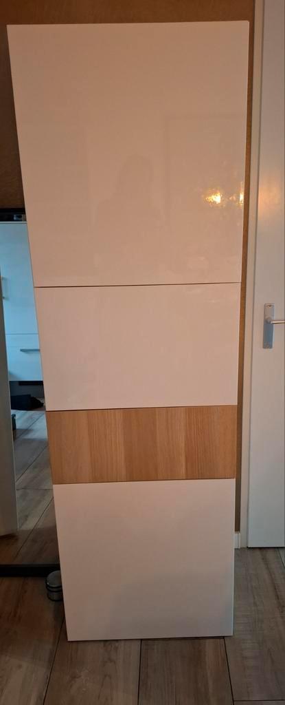 Mooie kast met 3 deuren en 1 lade (Besta), Huis en Inrichting, Kasten | Overige, Zo goed als nieuw, Ophalen