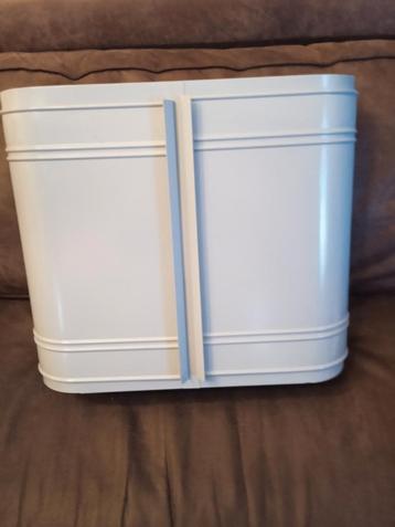 Vintage IKEA Aspudden kastje – retro stijl beschikbaar voor biedingen