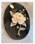 Ambon ovale lijst met parelmoer schelp bloem takken, Antiek en Kunst, Curiosa en Brocante, Ophalen of Verzenden