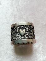 Mooie Aparte Kleine Zilveren Djokja Vingerdoekjes ring, Verzenden, Zilver