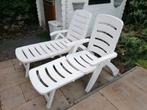 2 goede ligstoelen, Tuin en Terras, Ligbedden, Ophalen, Gebruikt, Plastic, Verstelbaar