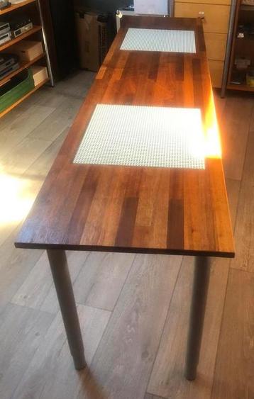 Levo speeltafel groot en in hoogte verstelbaar beschikbaar voor biedingen