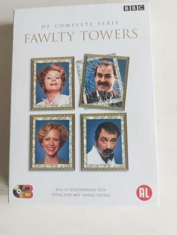 FAWLTY TOWERS - De complete serie DVD's beschikbaar voor biedingen