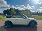 Mini 1.6 ONE Cabrio 2012 Wit, Auto's, Mini, Voorwielaandrijving, 4 cilinders, Cabriolet, 4 stoelen