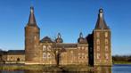 Canvas schilderij  KASTEEL HOENSBROEK, Ophalen, 125 cm of meer, Zo goed als nieuw, Schilderij