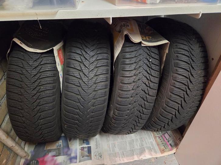 Winterbanden auto Goodyear WI Ultragrip 8 79T EC69 Stikstof, Auto diversen, Overige Auto diversen, Ophalen