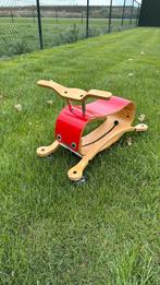 Flip wishbone loopauto, Kinderen en Baby's, Ophalen, Gebruikt, Auto, Met wieltjes