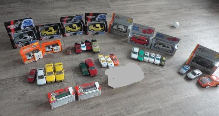 NIEUWE/ZGAN VERZAMELING MODEL AUTO S/  OPEL AUTO/1;87-1;43, Hobby en Vrije tijd, Modelauto's | 1:43, Nieuw, Auto, Overige merken