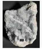 XL Zwaar stuk Celestien met prachtige kristallen 3435 gr., Verzamelen, Mineralen en Fossielen, Ophalen of Verzenden, Mineraal