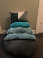 Sierkussens zgan. Met rond grijs grondkussen, Huis en Inrichting, Woonaccessoires | Kussens, Ophalen, Zo goed als nieuw, Grijs