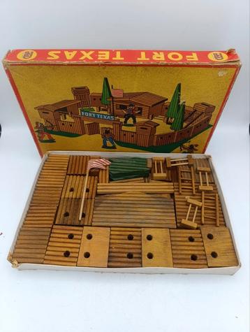 Fort Texas. DDR western fort, ca 1965. Zeer nette staat beschikbaar voor biedingen