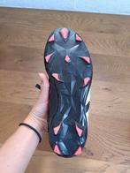 Adidas Predator Voetbalschoenen Maat 33/34, Sport en Fitness, Voetbal, Ophalen, Gebruikt, Schoenen