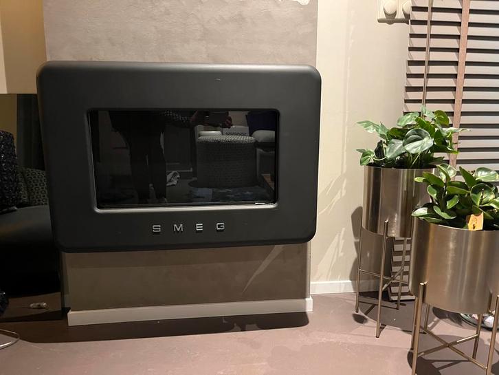 SMEG gashaard matzwart, Huis en Inrichting, Kachels, Zo goed als nieuw, Hangend, Gaskachel, Gas, Ophalen