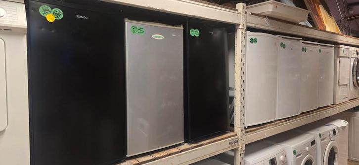 Jong gebruikte tafelmodel koelkasten met garantie, Witgoed en Apparatuur, Koelkasten en IJskasten, Zo goed als nieuw, Zonder vriesvak
