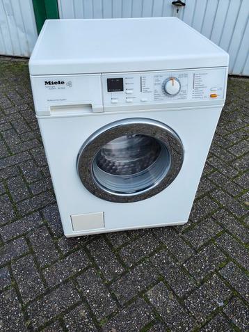 Miele W2523 wasmachine 5kg A klasse in zeer goede staat.