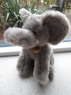 Olifant merk PIA Soft Toys Collection Wildlands Emmen Zoo, Ophalen of Verzenden, Zo goed als nieuw, Olifant