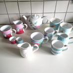 PIP : mokken, mokjes, melkkannetjes,eierdopjes, theepot, Huis en Inrichting, Keuken | Servies, Ophalen of Verzenden, Porselein