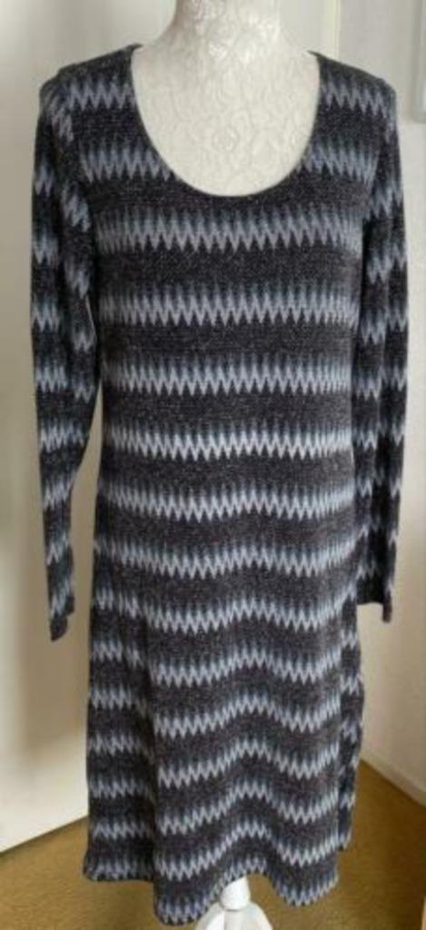 Norah jurk maat 40 en 42 NIEUW, Kleding | Dames, Jurken, Nieuw, Maat 38/40 (M), Overige kleuren, Onder de knie, Ophalen of Verzenden