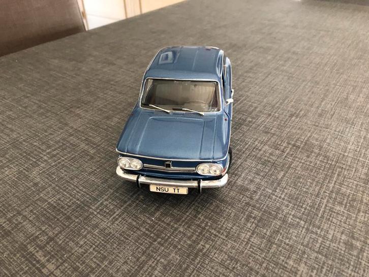 Revell 1/18 nsu tt blauw lees tekst, Hobby en Vrije tijd, Modelauto's | 1:18, Gebruikt, Auto, Revell, Ophalen